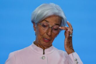 banco-central-europeu-pode-esperar-varias-reunioes-entre-cortes-de-juros,-diz-lagarde