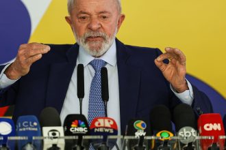 queda-nas-pesquisas-sera-revertida-com-as-entregas,-diz-lula