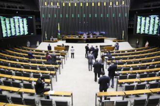 saiba-o-que-diz-o-projeto-de-lei-que-transforma-falsificacao-de-bebidas-em-crime-hediondo