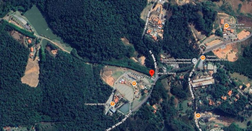 helicoptero-cai-em-lago-pesqueiro-na-regiao-de-sao-roque,-interior-paulista