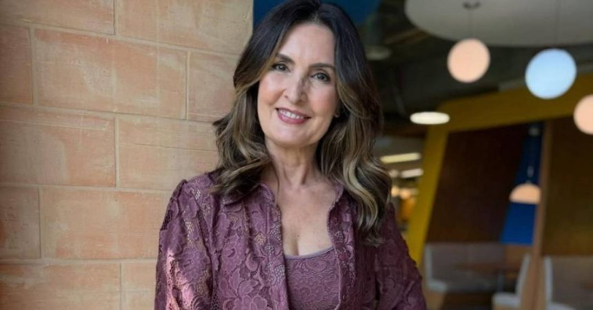 fatima-bernardes-volta-ao-jornal-nacional-em-campanha-da-jbs