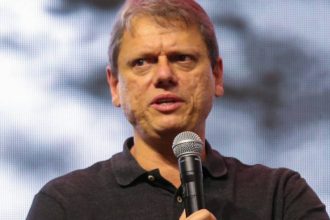 “o-papel-do-estado-e-procurar-nao-atrapalhar-o-empresario”,-diz-tarcisio-de-freitas