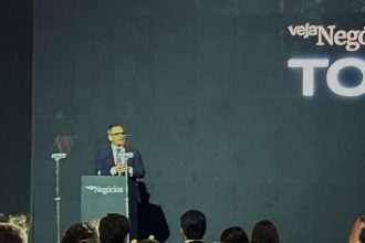 ‘estado-deve-regular-a-economia,-nao-sufoca-la’,-diz-ceo-da-abril-no-premio-top30