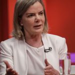 gleisi-diz-que-politicos-de-direita-querem-eua-intervindo-no-brasil