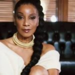 atriz-adriana-lessa-levara-ao-teatro-um-classico-da-literatura-brasileira