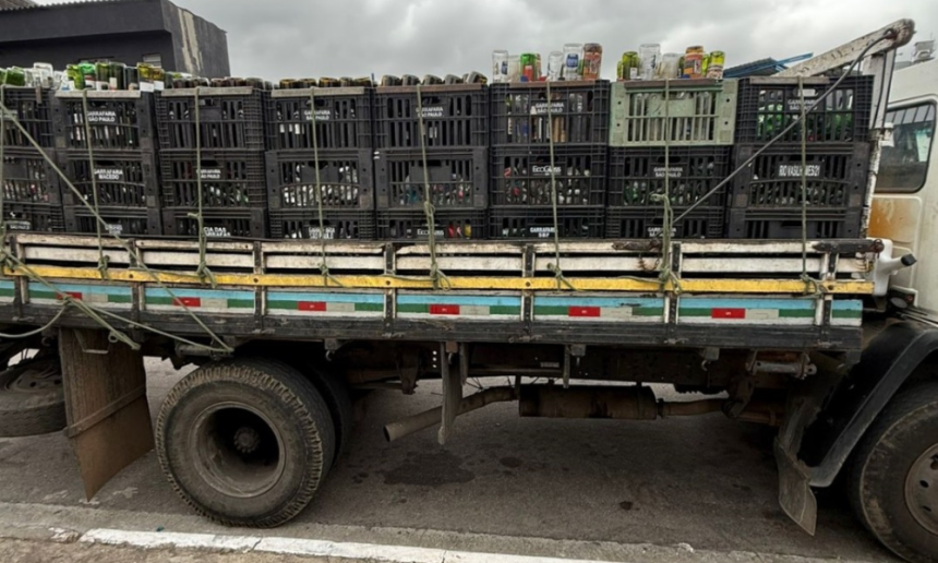 policia-de-sp-faz-operacao-contra-comercio-de-bebidas-adulteradas