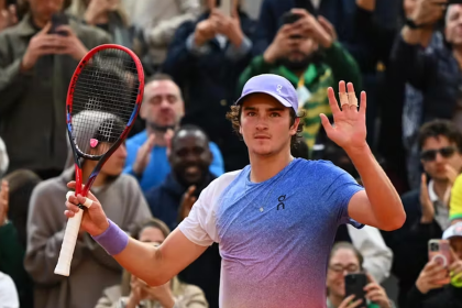 joao-fonseca-desiste-de-atp-250-de-brisbante-devido-a-lesao-na-lombar